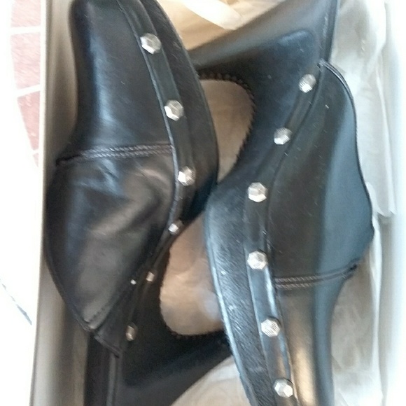 Cole Haan mules  leather size 9.5 black used with box - Picture 4 of 9